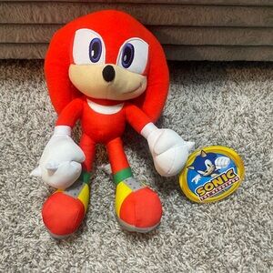 Sonic The Hedgehog Plush NWT
